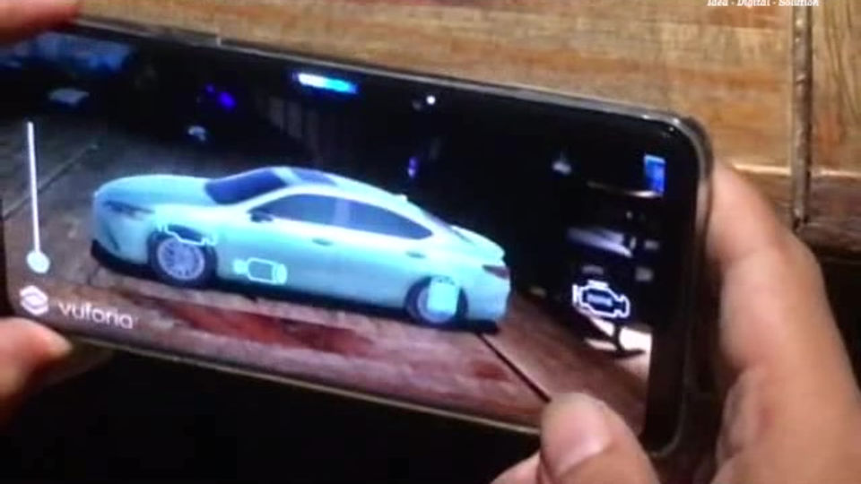 AR Lexus Hydrid Operating